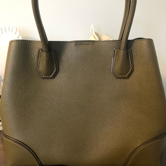 MICHAEL KORS military green handbag - Picture 2 of 6